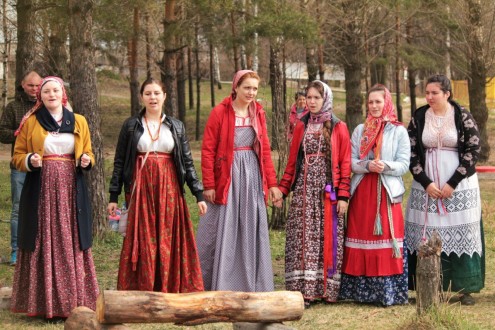 традиции на Красную горку